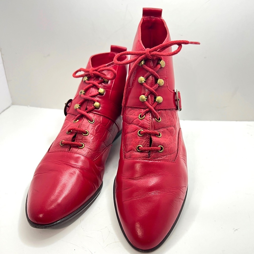 Connie Vtg Red Leather Croc Embossed Lace Up Ankle Boots Foxy 9.5B Brass Buckle